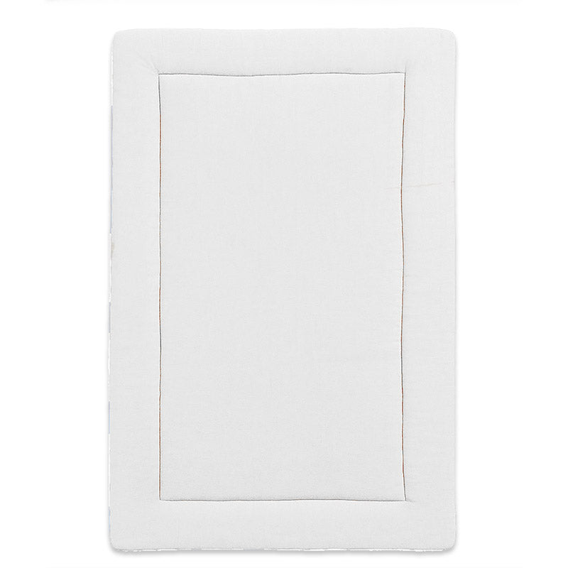 Økologisk quiltet babydyne i hvid bomuld – blød, varm og fremstillet i Frankrig