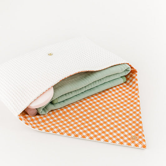 Opbevaringspose i økologisk bomuld med vaffelstruktur – fremstillet i Frankrig, perfekt til pusletasken eller badeværelset